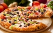 Justiça bloqueia bens de rede franqueada de pizzaria para garantir créditos tributários do Estado