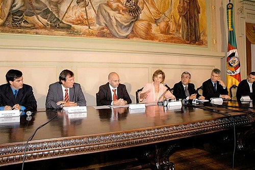 Coletiva à Imprensa